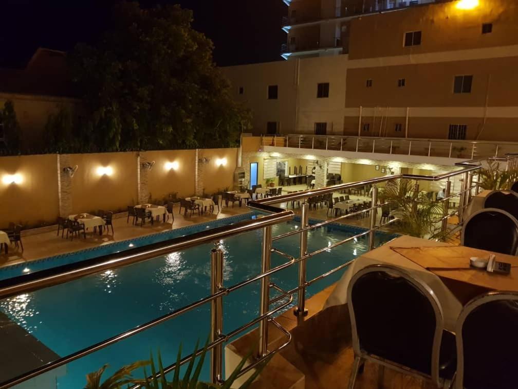 Tahir Guest Palace Кано Экстерьер фото